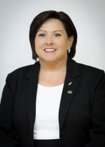Diane-Nault-presidente-de-la-CSHBO-215x300-1511386029 Diane-Nault-presidente-de-la-CSHBO-215x300-1511386029