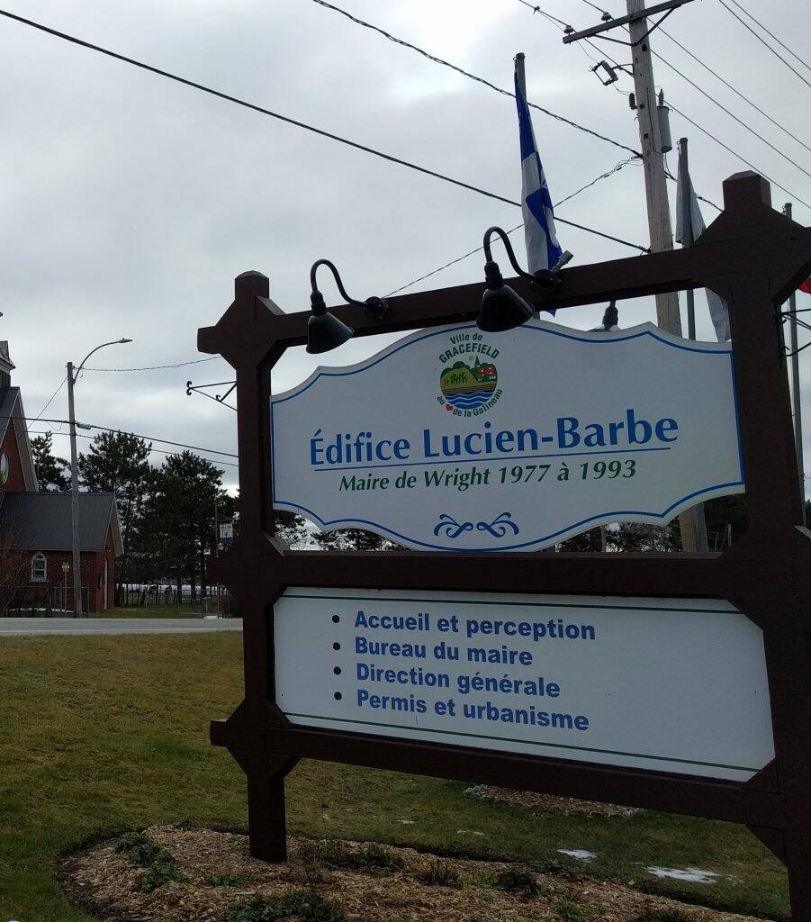 Hotel-de-ville-Gracefield