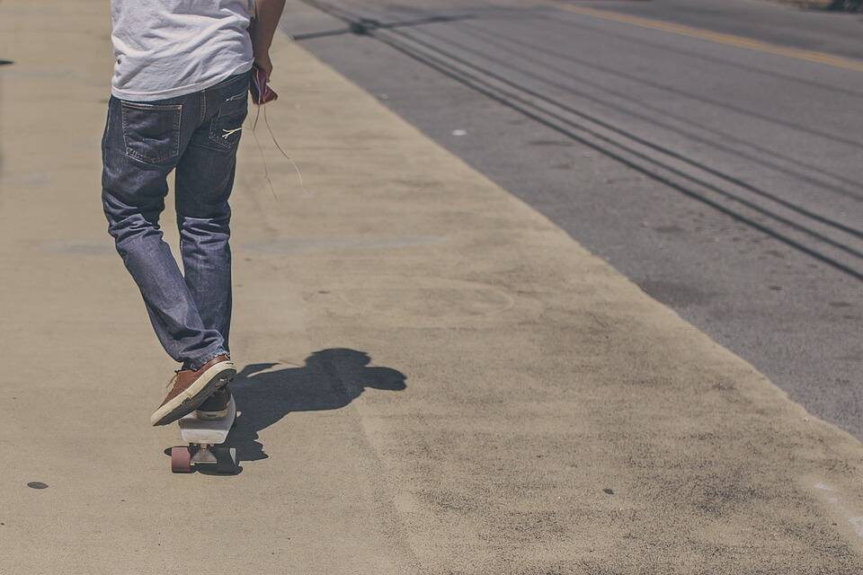 Skateboard-Sport-Street-Skateboarder-Skateboarding-388977-1 Skateboard-Sport-Street-Skateboarder-Skateboarding-388977-1