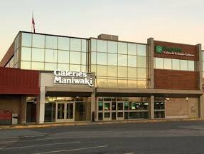 Galeries-de-Maniwaki-stationnement Galeries-de-Maniwaki-stationnement