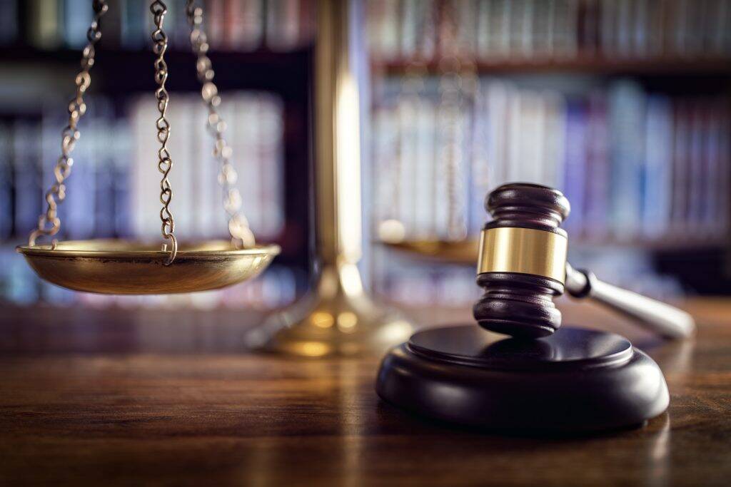 gavel-scales-of-justice-and-law-books-P6F8T5D-1024x683 gavel-scales-of-justice-and-law-books-P6F8T5D-1024x683
