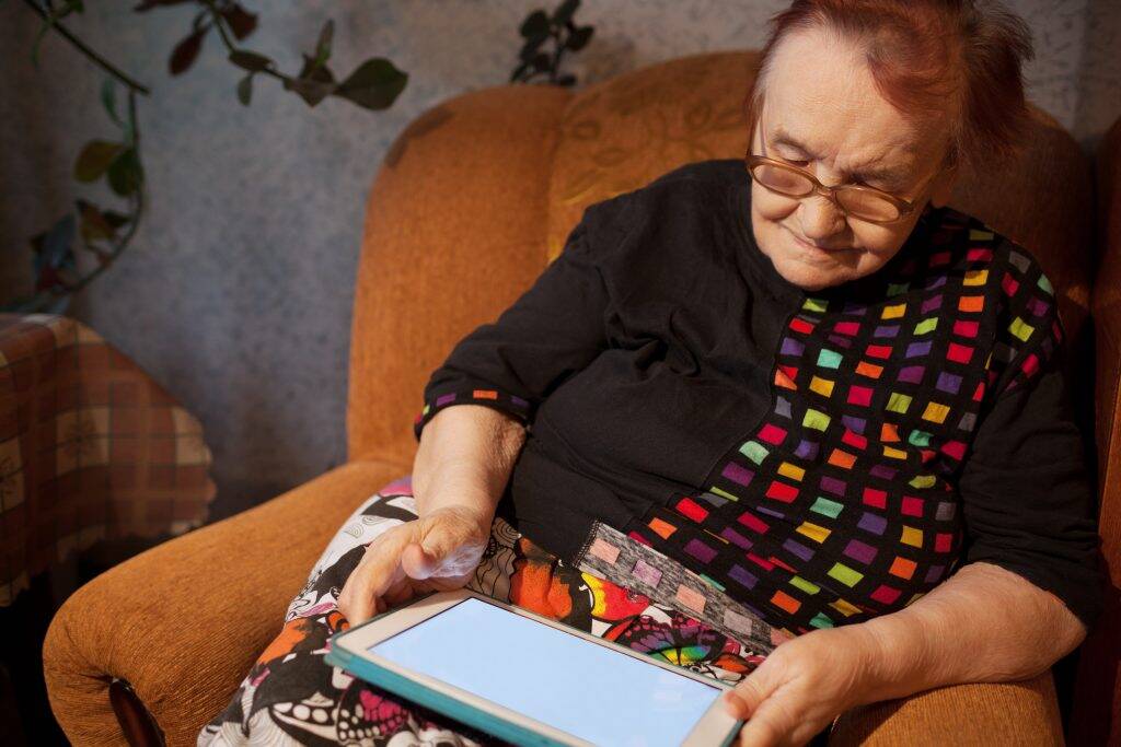 Tablette-électronique-1024x683 Tablette-électronique-1024x683