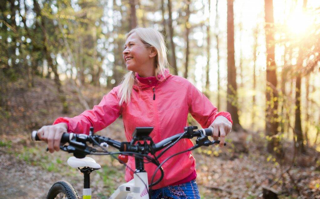 Vélo-cycliste-nature-1024x639 Vélo-cycliste-nature-1024x639