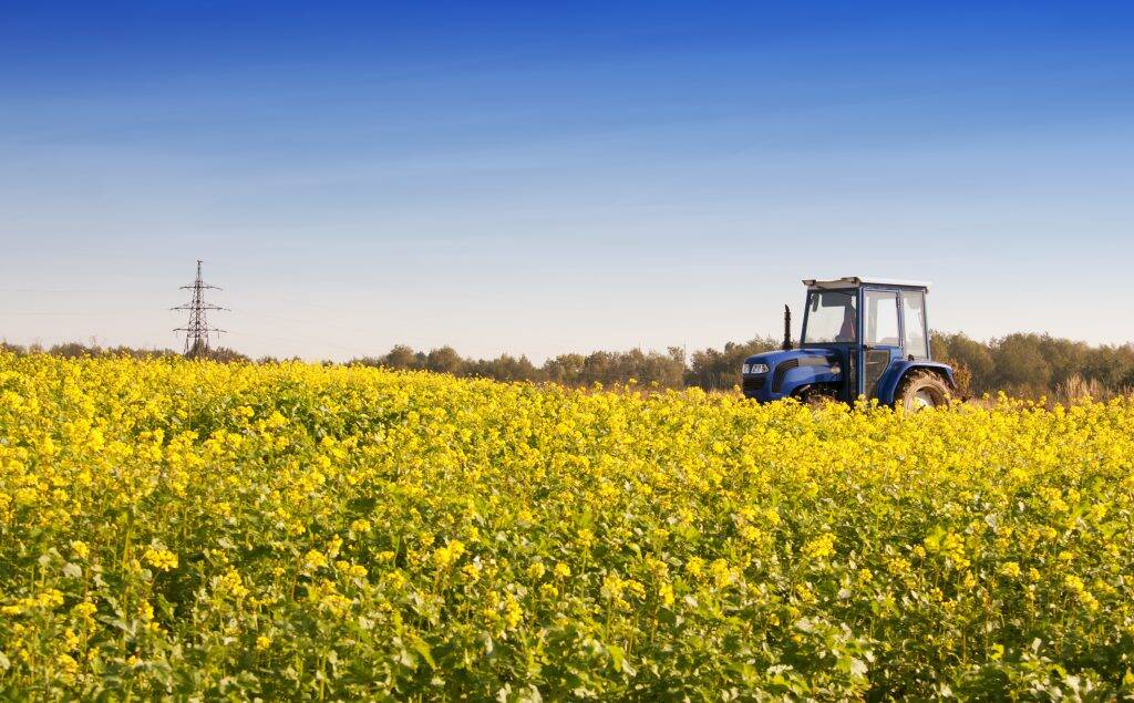 tractor-PZEQXWP-1024x635 tractor-PZEQXWP-1024x635