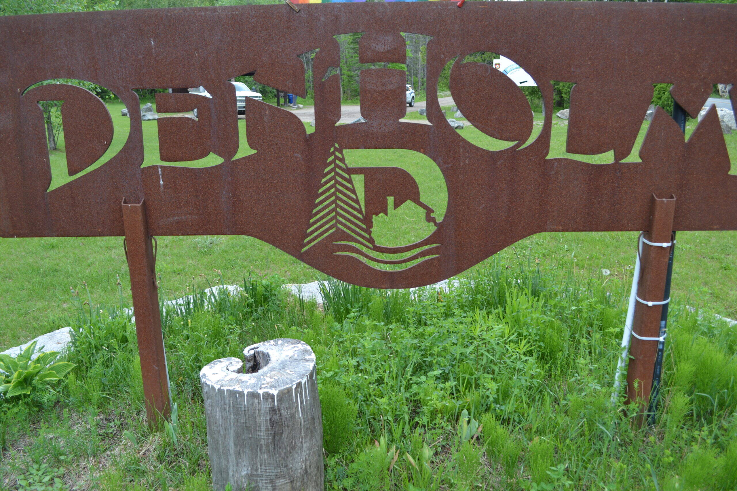 Denholm et ValdesMonts étudient le pour et le contre d’une union des