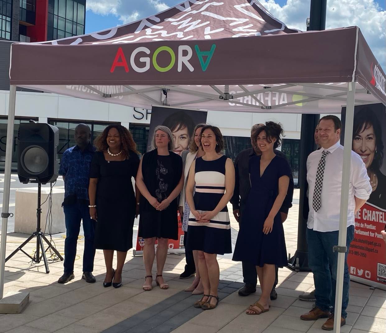Sophie Chatel ainsi que les lauréats et lauréates des jubilé de la reine