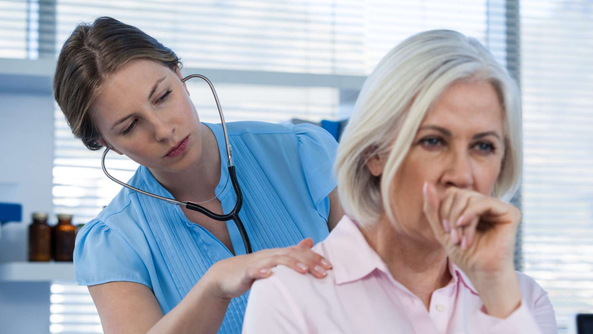 Influenza toux patiente hôpital médecin