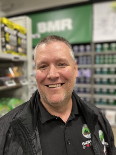 Mathieu Caron maire de Gracefield mai 2025 crédit CHGA FM Simon Dominé