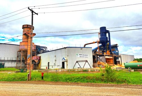 Photo de face usine Domtar Maniwaki