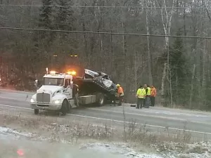 Accident-30-novembre-2015-route-105-à-Gracefield-300x225 Accident-30-novembre-2015-route-105-à-Gracefield-300x225