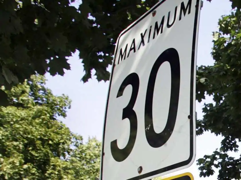 Panneau 30km/h Panneau 30km/h