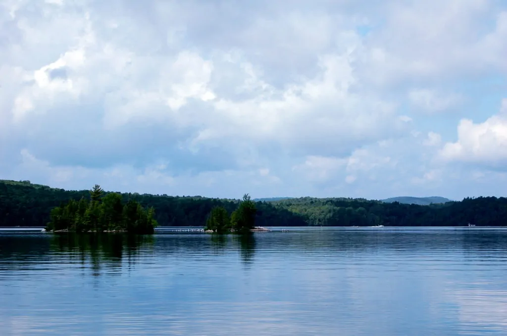 Lac-Blue-Sea