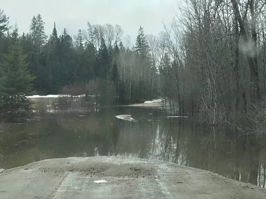 Chemin-Joly-a-Déléage-Aumond-24-avril-2019-1024x768