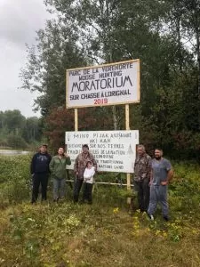 Manifestation-de-Lac-Barrière-moratoire-orinal-réserve-faunique-La-Vérendrye-225x300