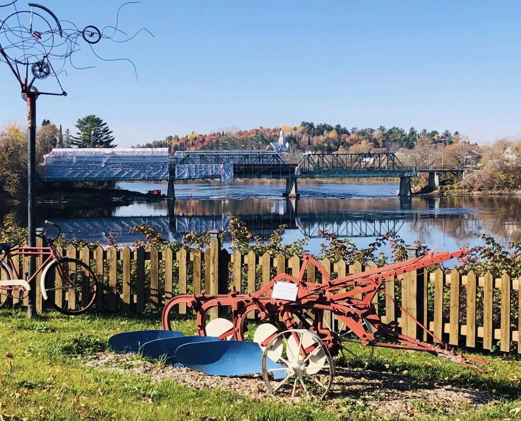 Pont-fer-de-Bouchette