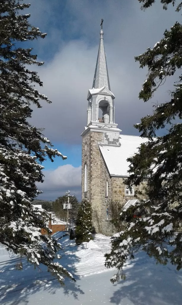 Église-Sainte-Philomène-de-Montcerf-Lytton-hiver