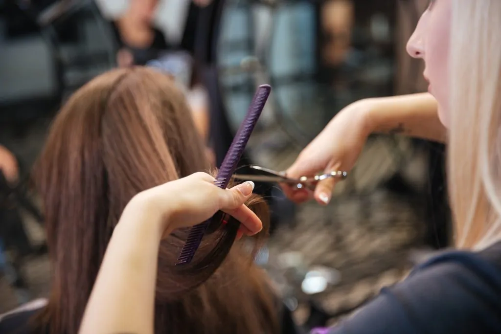 Coiffeur coupe de cheveux