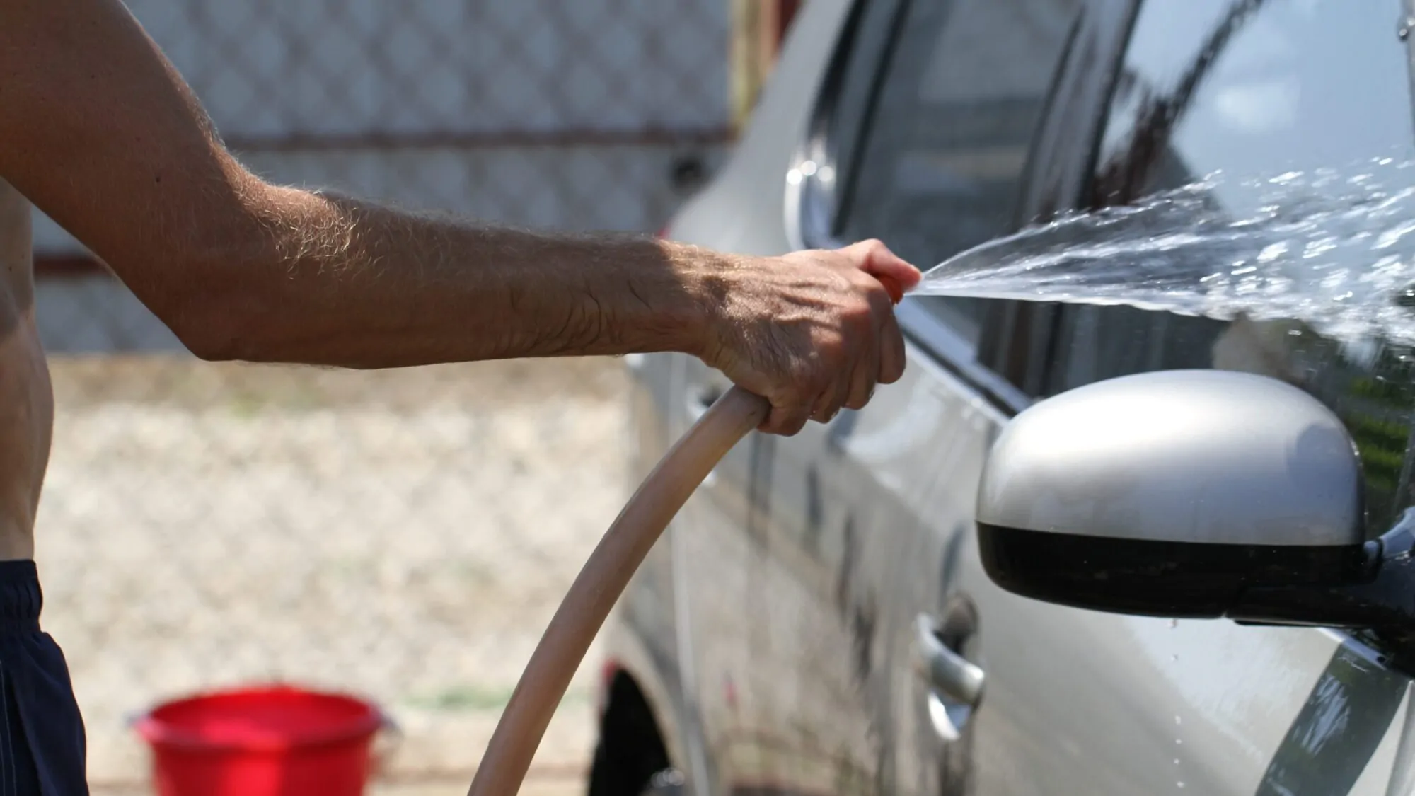 Manque eau potable lavage auto