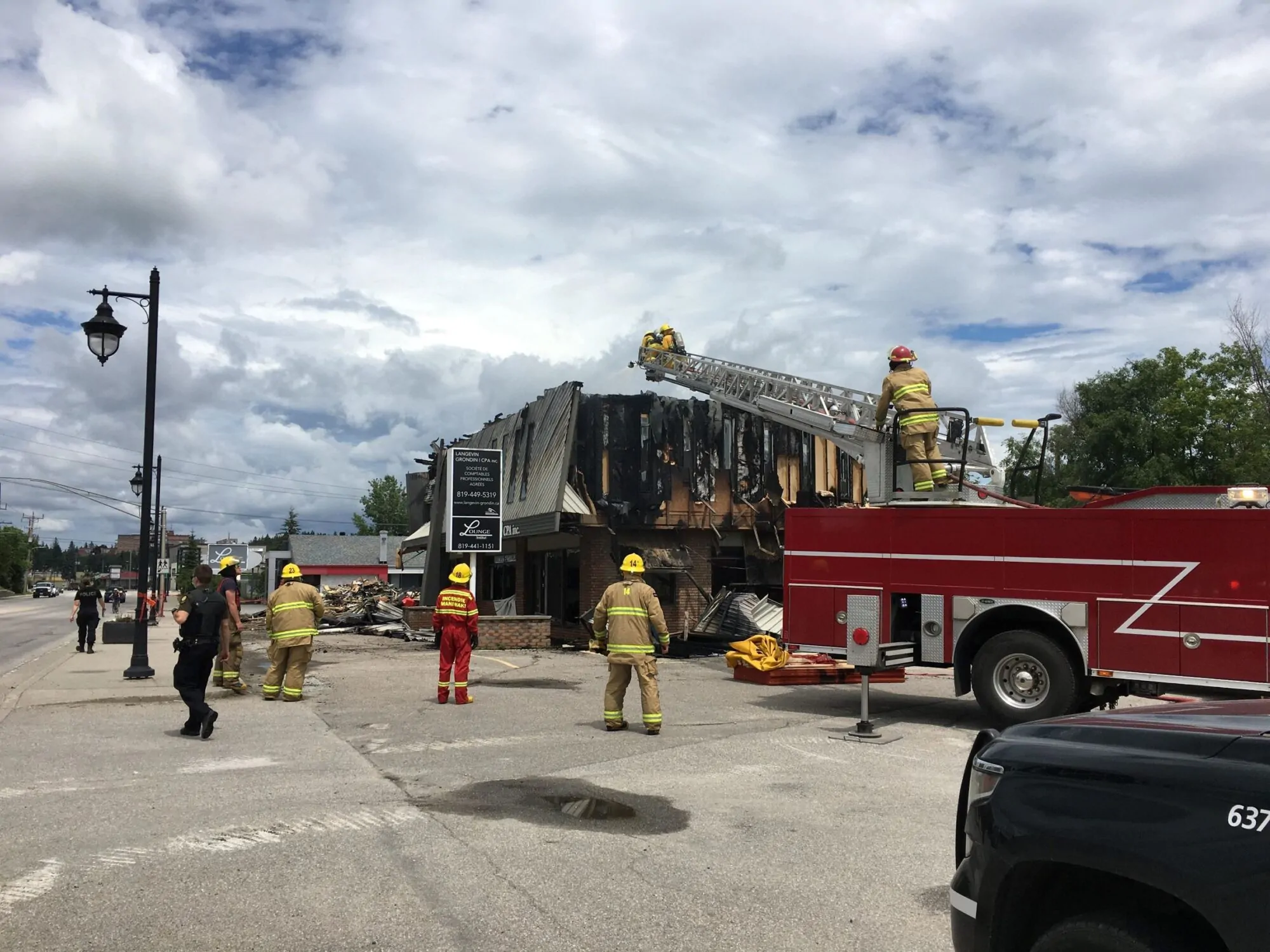 feu 1er juillet boulevard Desjardins