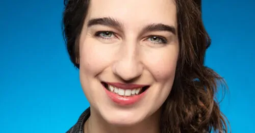 Émilise Lessard-Therrien 16 9