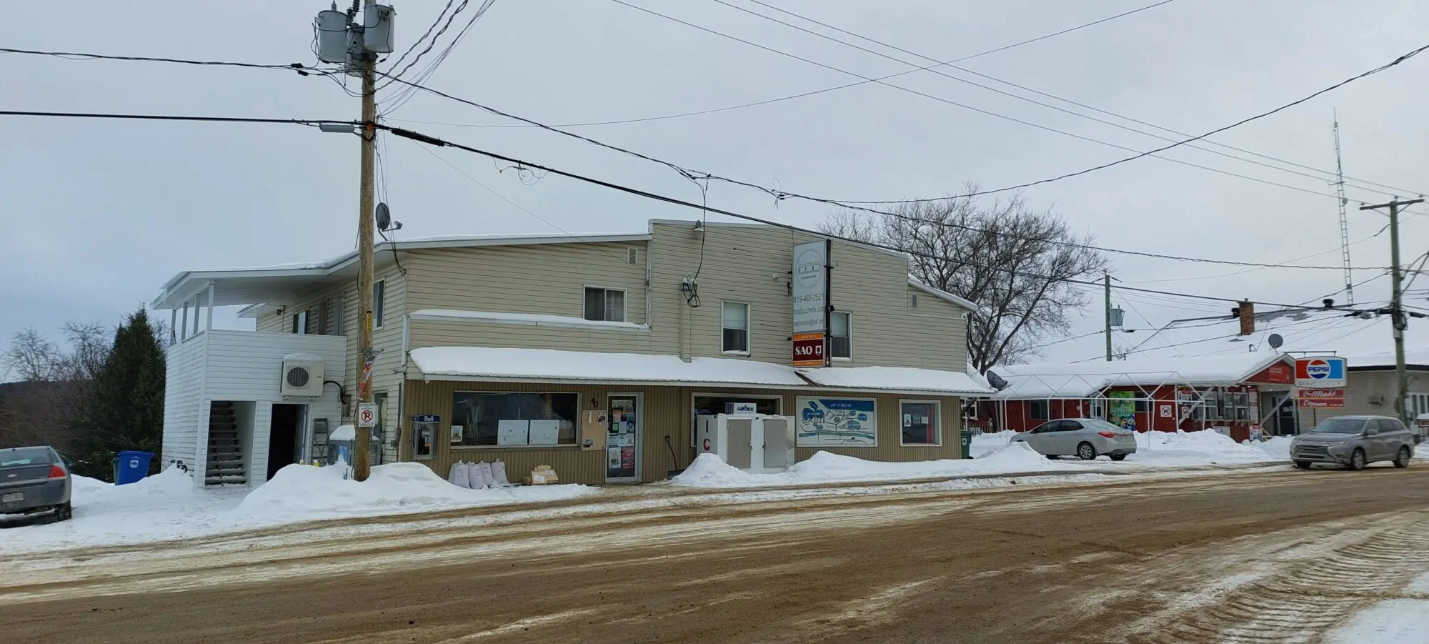 Rue principale - Coop de Bouchette