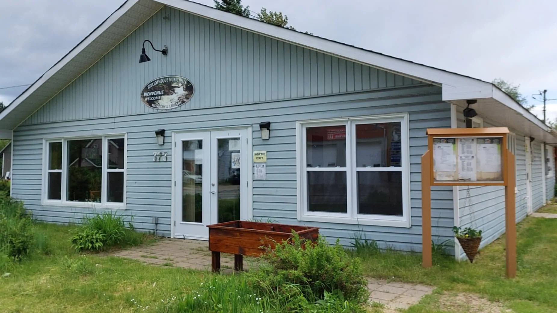Bibliothèque de Kazabazua