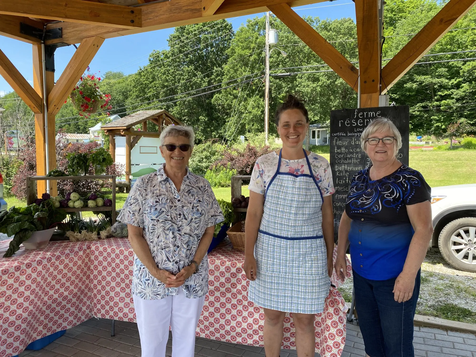 MARCHÉ LAC STE-MARIE