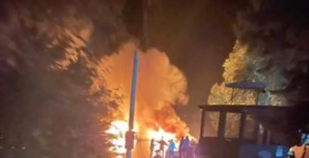 incendie domaine des huards - aout 2022
