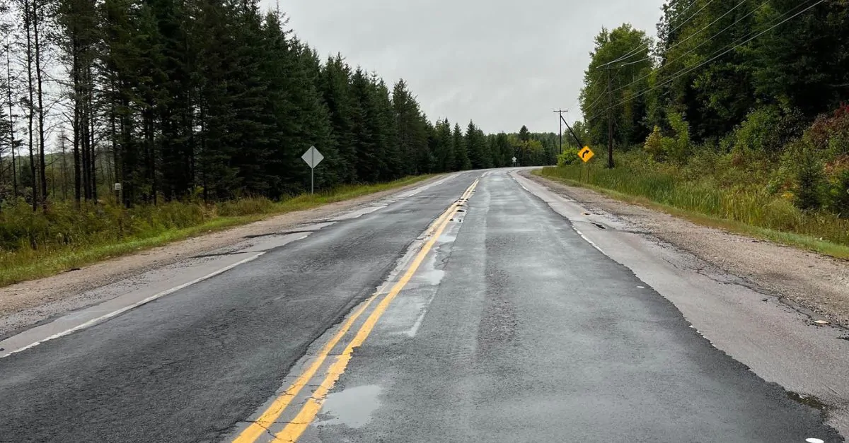 Route 105 Bois Franc FB