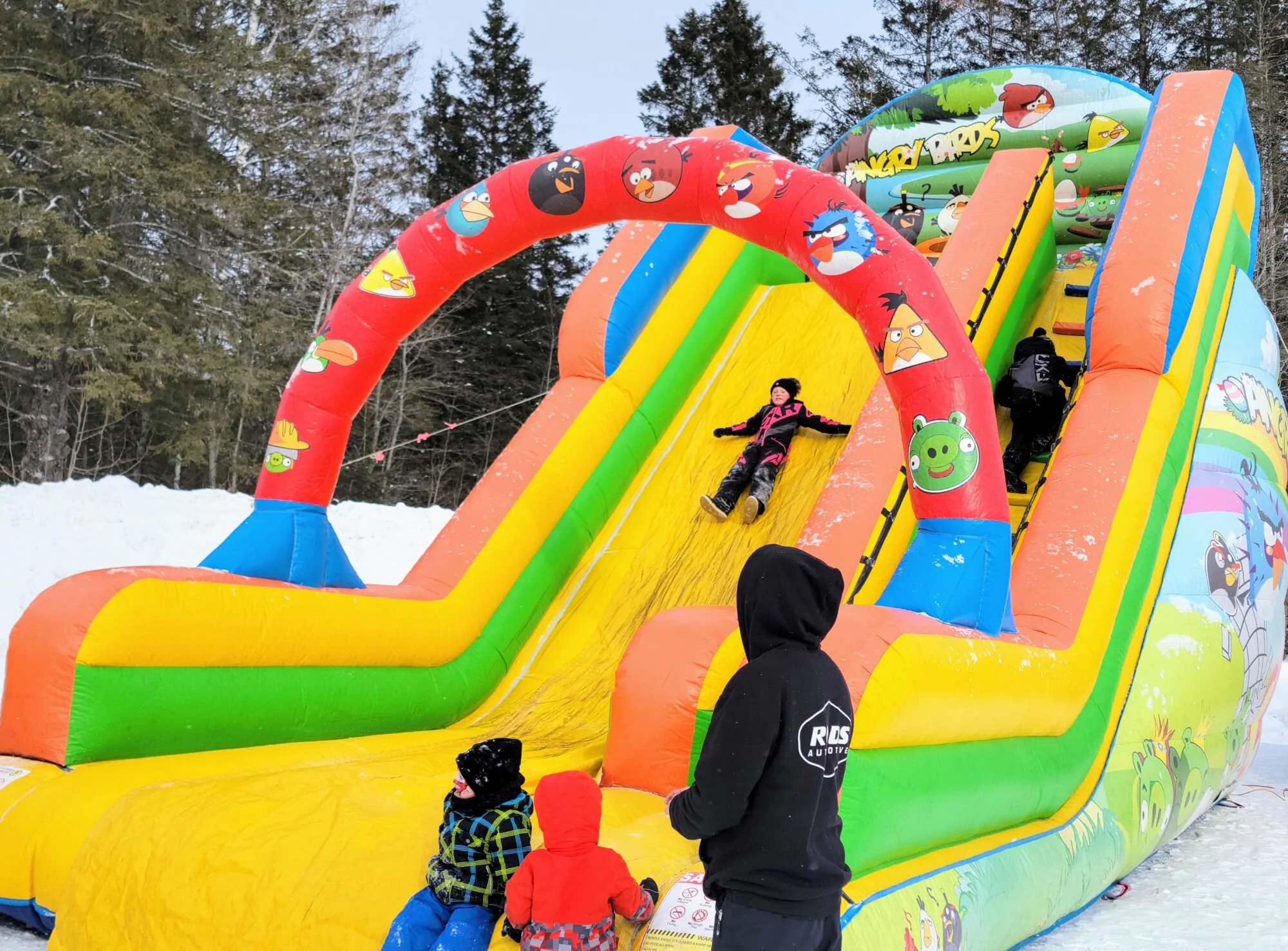 Structure gonflable (fête d'hiver Cayamant) 27 février 2023