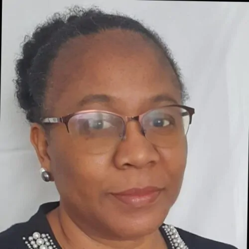 Dr Christelle Kom Mogto
