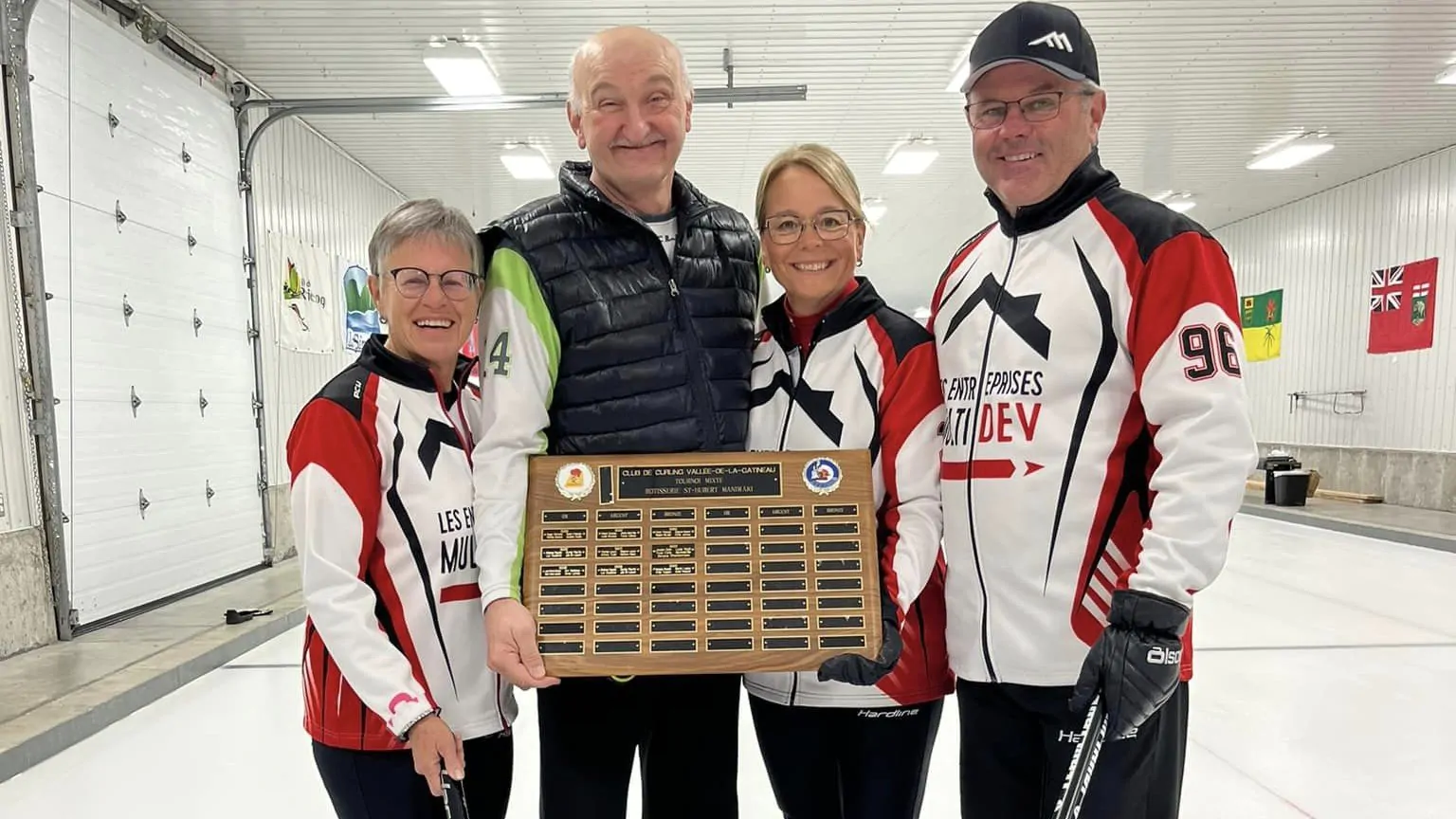 Club curling VG Tournoi symbiose médaille or 17 mars 2024