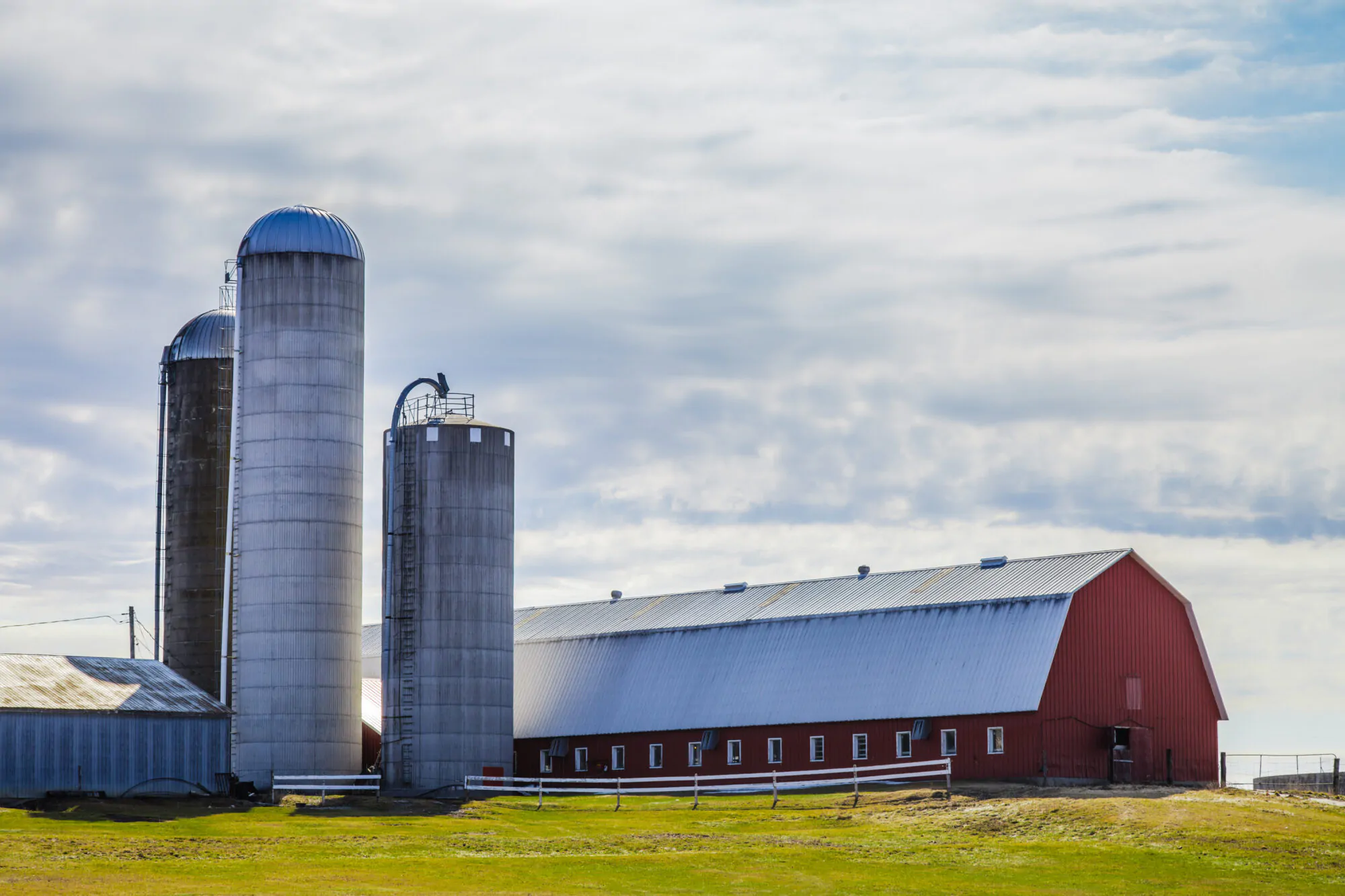 Ferme et silos