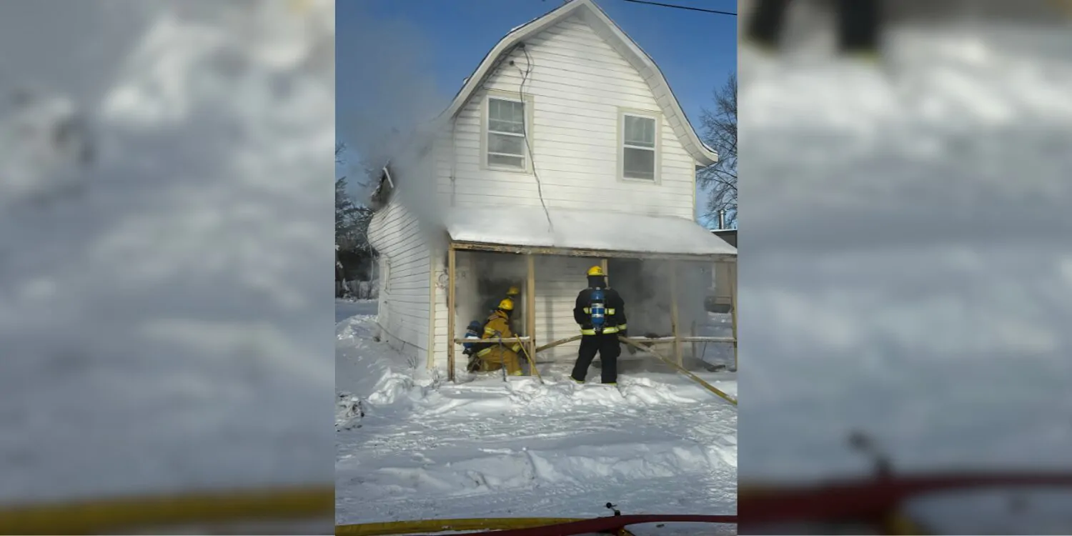Incendie Maniwaki rue Laurier 4 décembre 2025